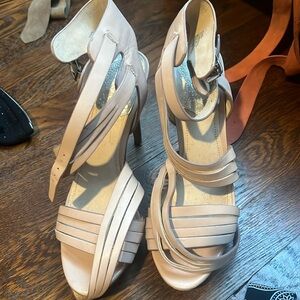 Vince camuto high heel strappy shoe in light pink: mauve